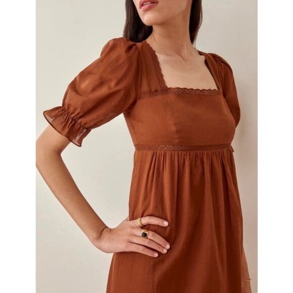 Reformation Bekkah Crocheted Lace-Trimmed Organic Cotton Midi Dress in Cinnamon - Picture 4 of 12